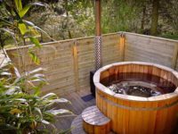 Hot tub and barrel sauna review for Sauneco